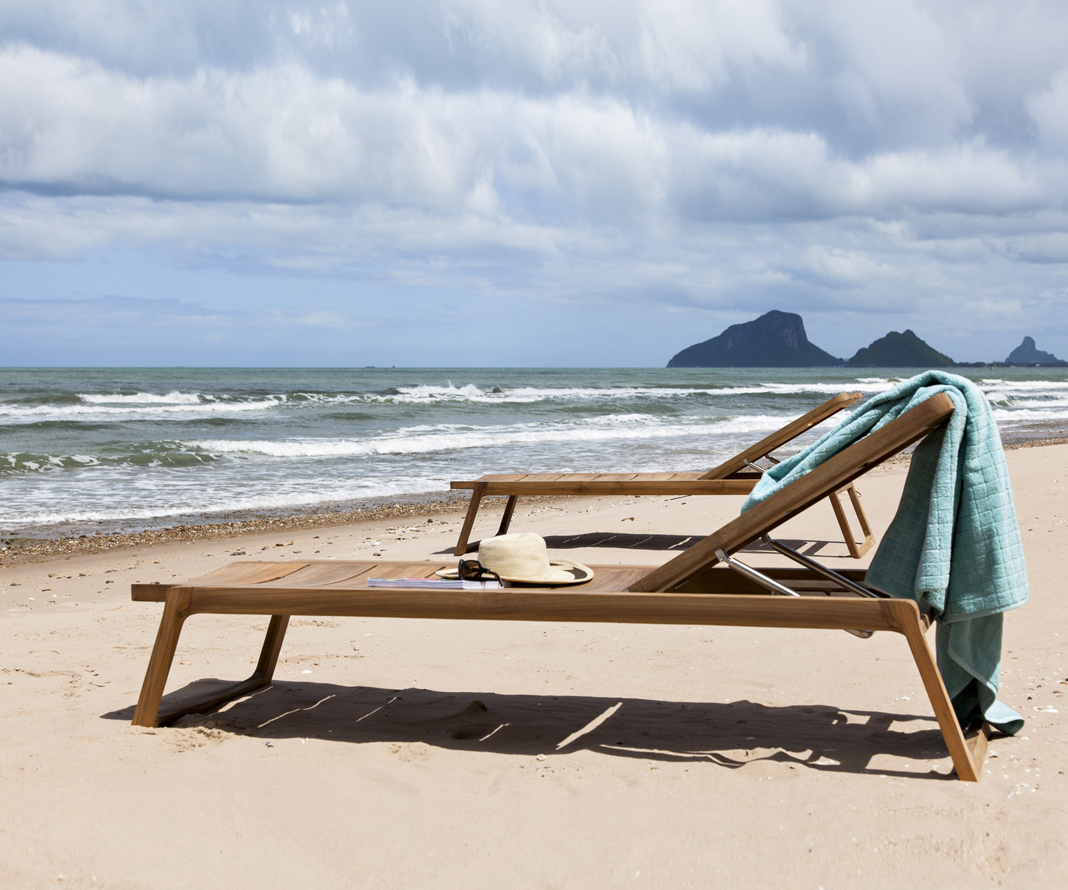 Teak Wood Outdoor Furniture on Behance