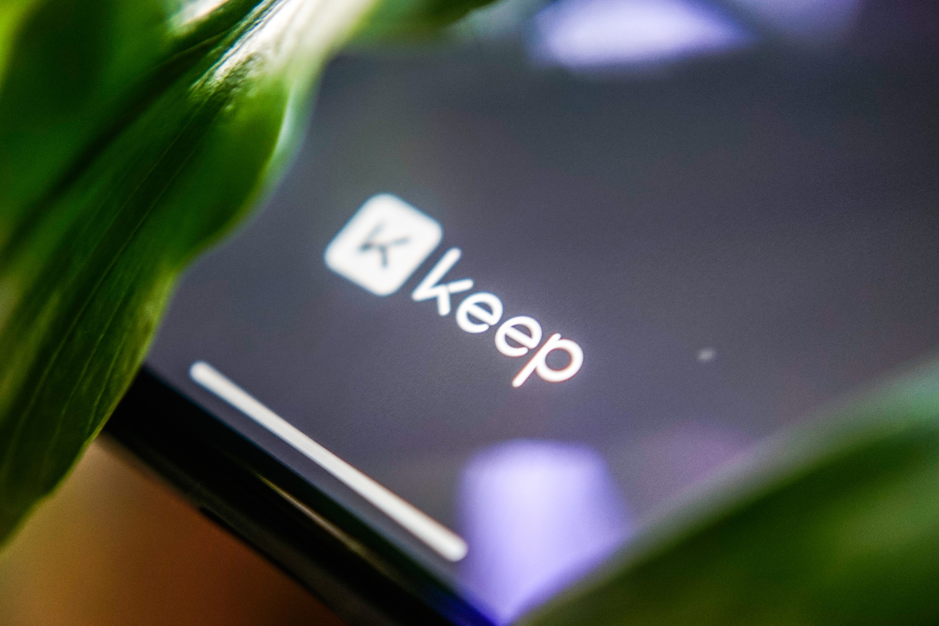 Keep上市第一年营收21.38亿元，亏损收窄|界面新闻 · 体育