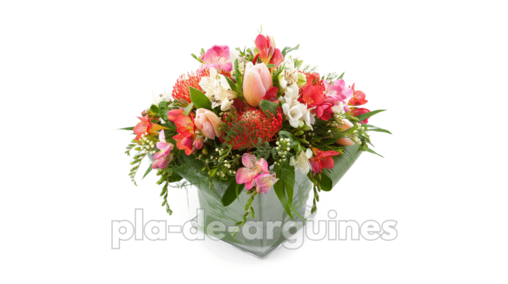small flower arrangements
