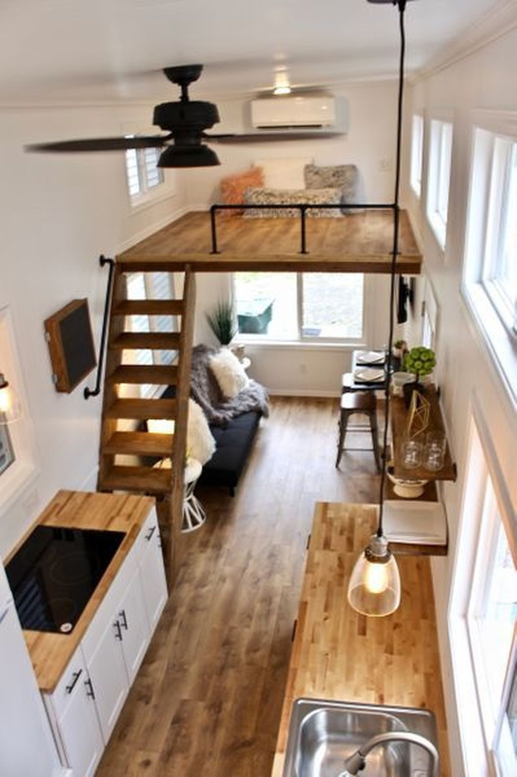 43 Astonishing Tiny House Design Ideas With Fabulous Storage - BESTHOMISH